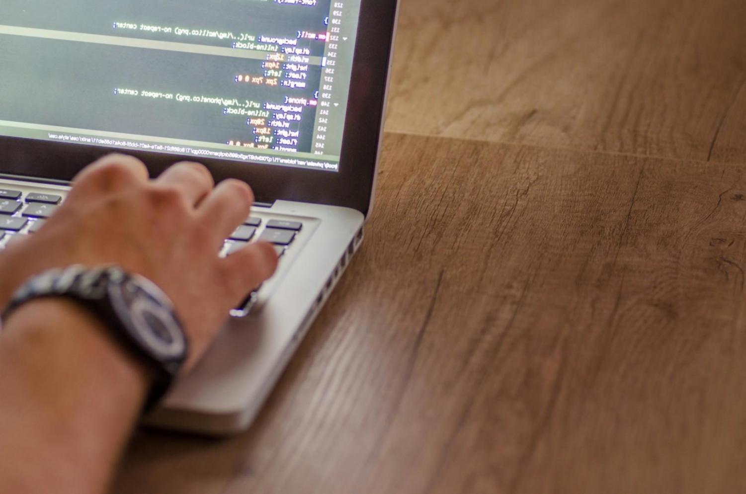 Mobil oyun karakterleri ve ortam tasarımı örnekleri ile çalışma süreci